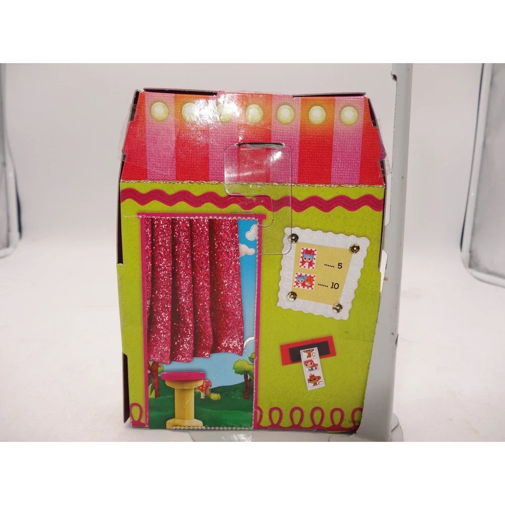 Lalaloopsy Mini Jewel Sparkles Figure Set with Pet Cat and Cardboard House‎